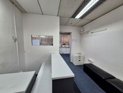North Bridge Centre (D7), Office #604754621